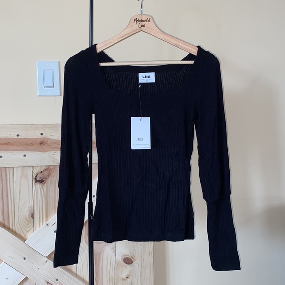 Willa Top - Picture 5 of 6